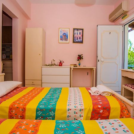 Aloni Studios & Apartments Λάσση Εξωτερικό φωτογραφία